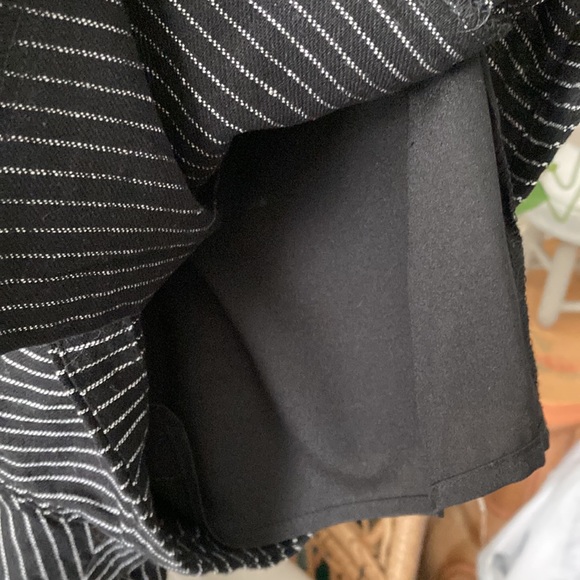 Forever 21 Pinstripe Linen Shorts - Picture 4 of 7